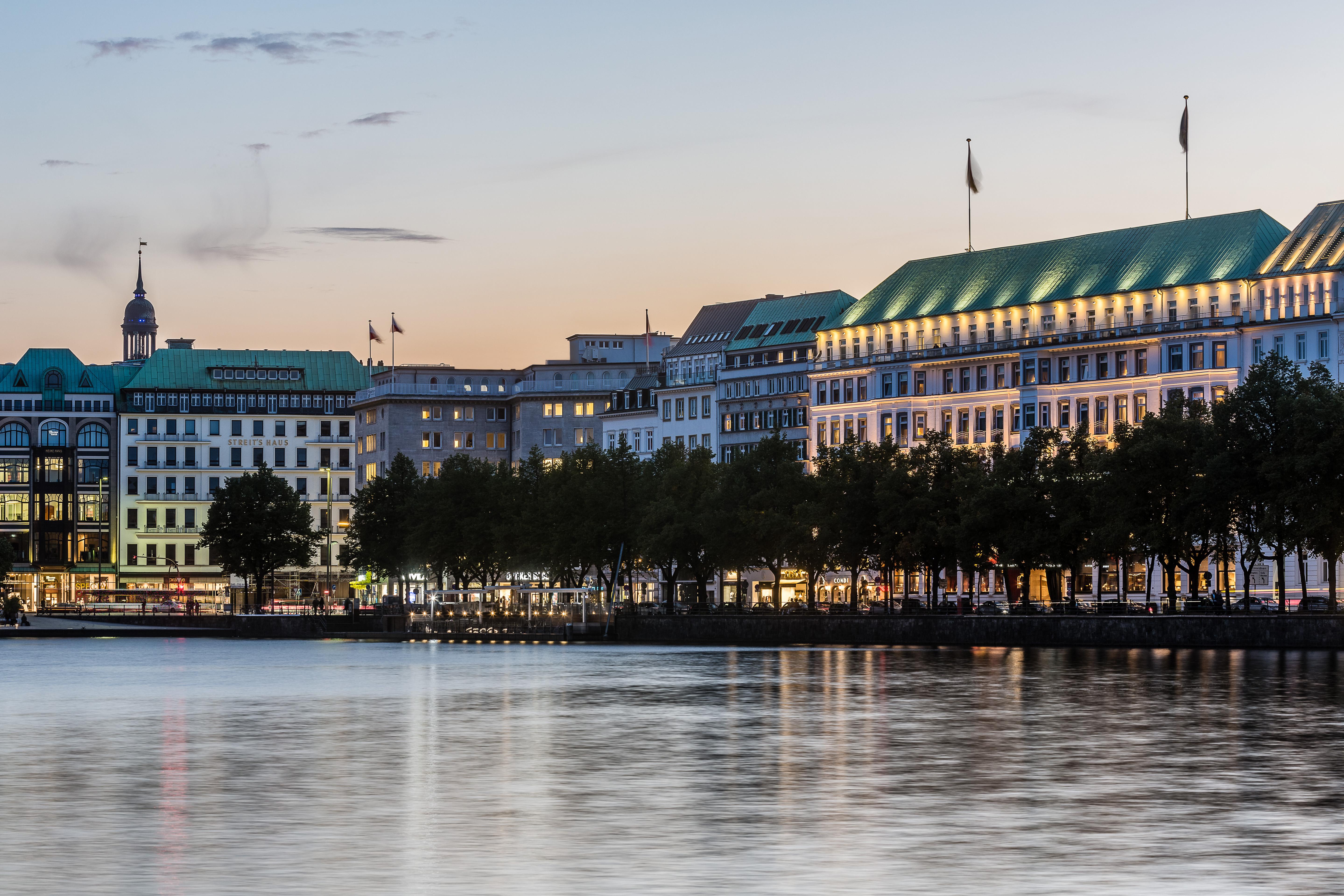 Fairmont Hotel Vier Jahreszeiten, Hotel Des Jahres 2023 & 2024- Die 101 Besten Hamburg Bagian luar foto